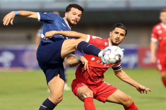 مهاجم ملی‌پوش پرسپولیس: قلعه‌نویی به من آموخت برای ایران بجنگم