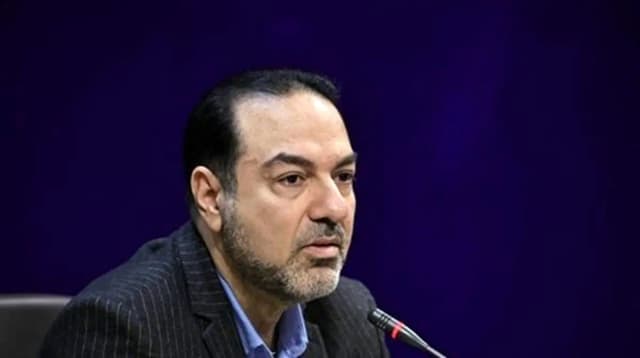 خرافه نمی‌تواند مملکت را نجات دهد