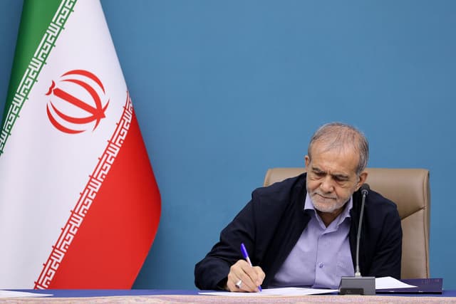 پزشکیان: آینده ایران را مردمش رقم خواهند زد