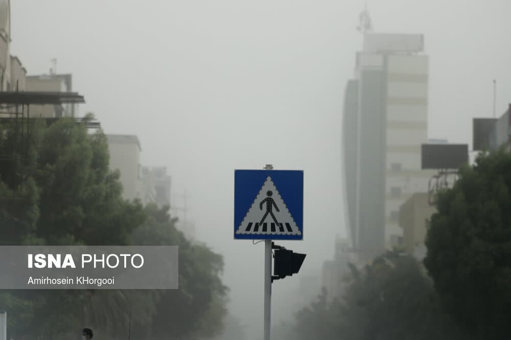 وزش باد و گردوخاک در تهران