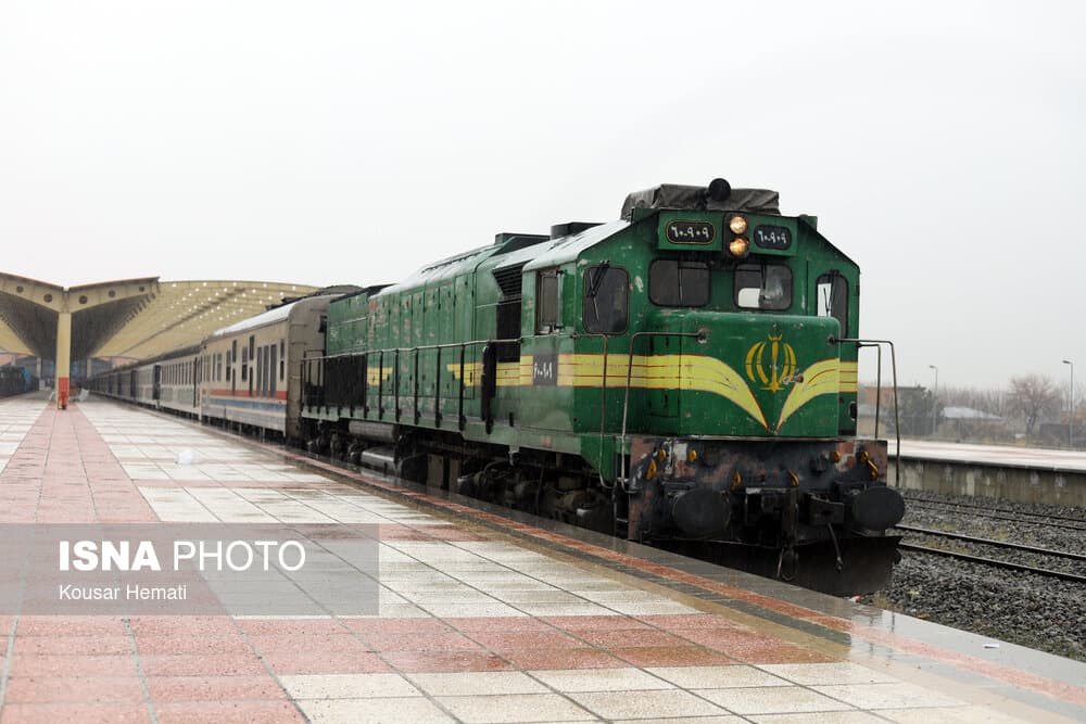 پیش فروش بلیت قطارهای مسافری آغاز شد
