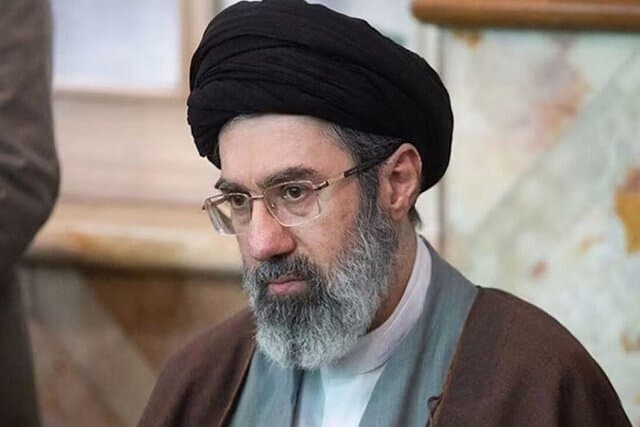 دفتر رهبر انقلاب: ادعای درباره واکنش رهبر انقلاب به نامه رئیس جمهور کذب است