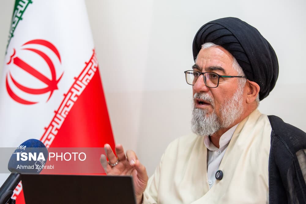 ویدیو/میرمعزی: رهبر شهید از سال ۹۰ جنگ اقتصادی را تشخیص دادند اما مسئولان درک نمی‌کردند