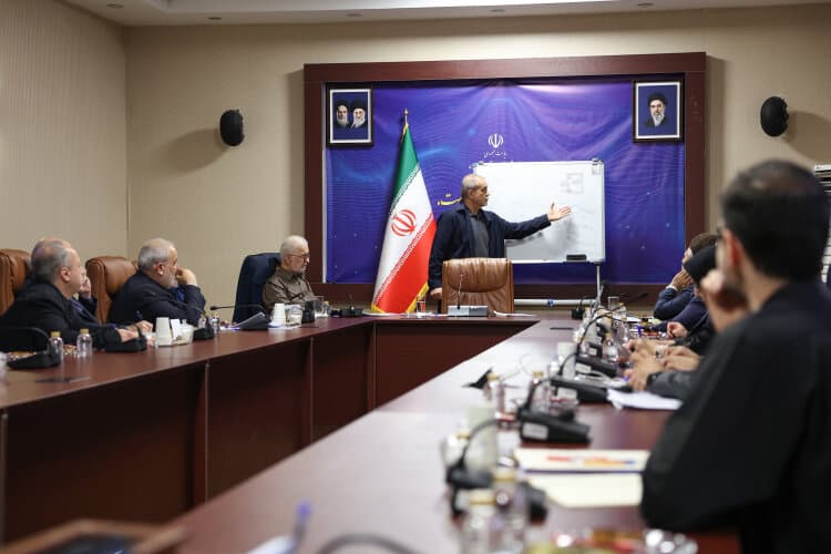 پزشکیان: اگر مردم را به صرفه‌جویی دعوت می‌کنیم، دولت باید پیشگام باشد