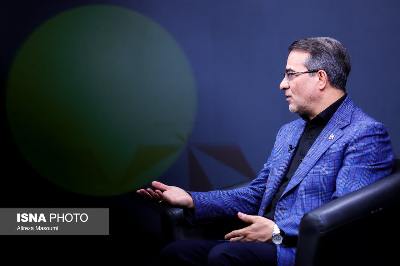 حضور رئیس سازمان اداری استخدامی در ایسنا