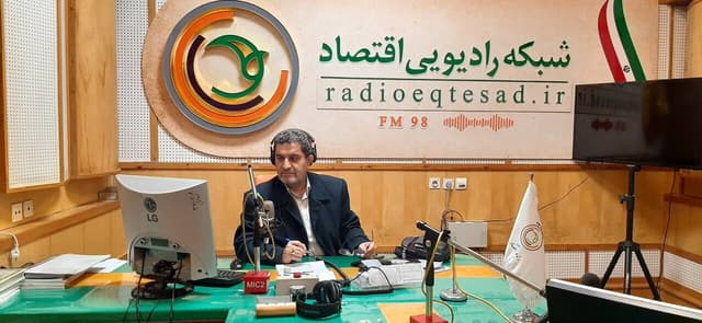 ناصر خیرخواه: حس می‌کنم باید با دقت بیشتری سخن بگویم