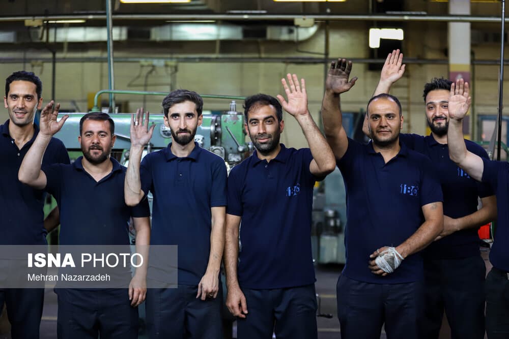 حمایت از واحدهای تولیدی آسیب‌دیده نباید به وام بانکی محدود شود
