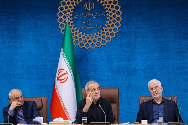 گزیده نشست پزشکیان با فعالان سیاسی امشب پخش می‌شود 