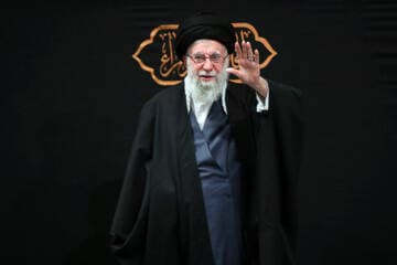 ای وای محرم شده و خامنه‌ای نیست