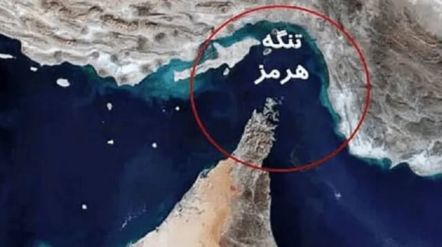 شنیده شدن صدای چند انفجار در حوالی جزیره قشم و بندرعباس/ قرارگاه خاتم: شناورهای نظامی آمریکا را مورد هجوم قرار دادیم/ اسرائیل ترسید؛ ما نبودیم!