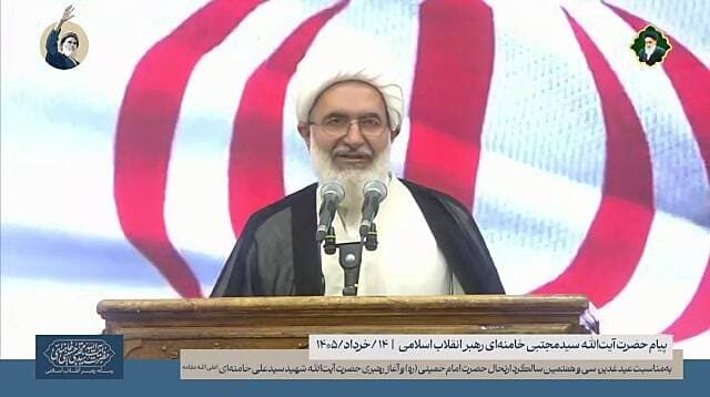 فیلم/ قرائت پیام رهبر انقلاب در سالگرد ارتحال امام توسط حاج‌علی اکبری