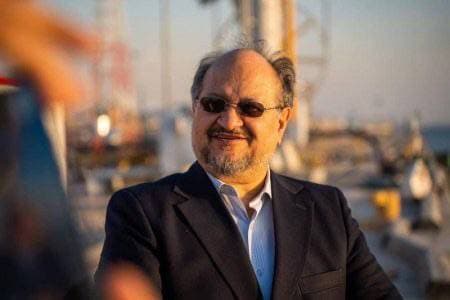 احتمال خداحافظی محمد شریعتمداری با هلدینگ خلیج فارس