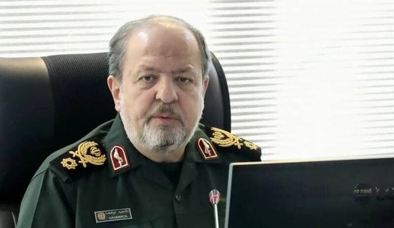 باید بالاتر از لبه فناوری بجنگیم و یک گام جلوتر از دشمن حرکت کنیم