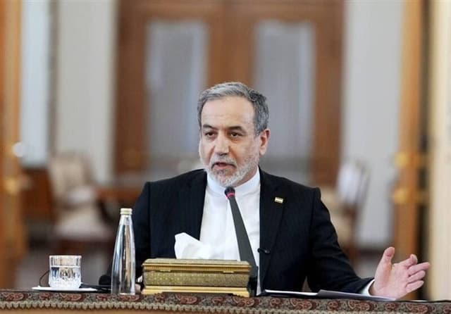 پاسخ تند عراقچی به وزیر خارجه فرانسه