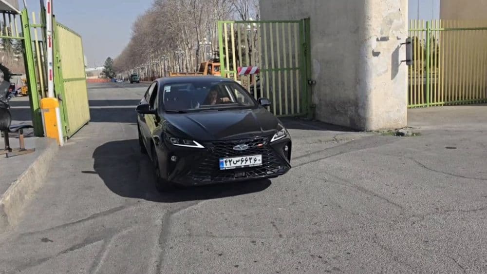 خروج بازیکنان و مربیان پرسپولیس از ورزشگاه بعد از تمرین امروز