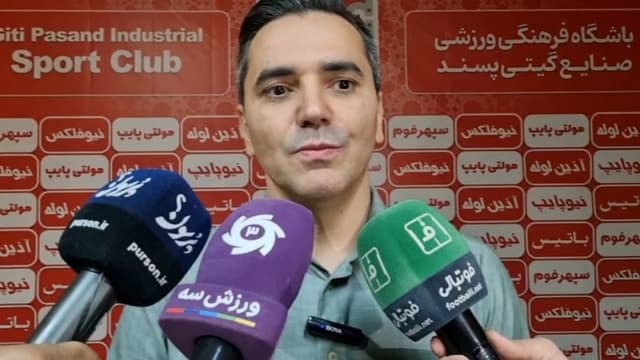 محمد کشاورز: در جریان خداحافظی باقر محمدی نیستم
