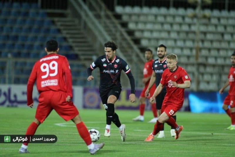 دیدار تراکتور-پرسپولیس رسماً به تعویق افتاد؟