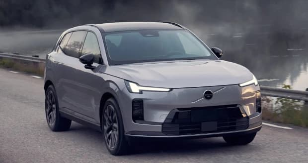اعلام قیمت نهایی ولوو XC70؛ کراس‌ اوور هیبریدی سوئدی در صف فروش اتونوین