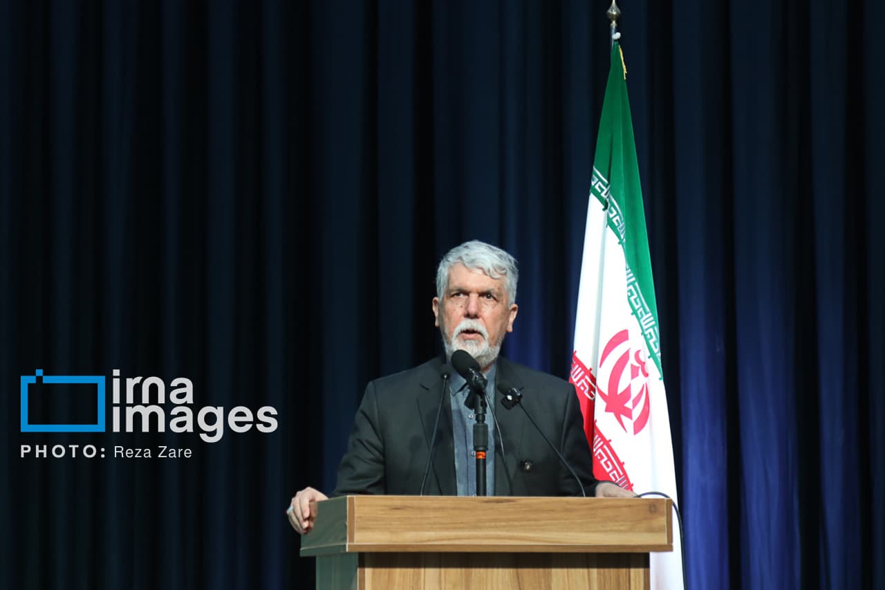 صالحی: دفتر رهبر معظم انقلاب با اطلاعیه اخیر نشان داد که انتساب نادرست را برنمی‌تابد
