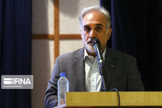 ترامپ با اظهارات ضد و نقیض در حال پیشبرد بازی خاص خود است