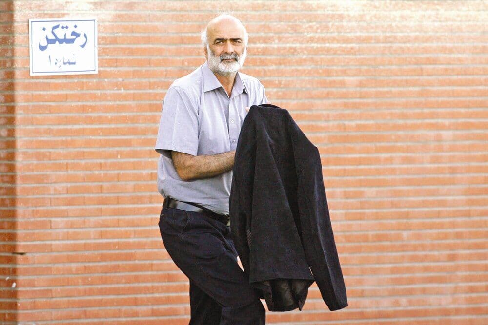 کربکندی: از بازار «رزومه» خریدم تا حرف بزنم! / ۱۴۰ میلیارد؟ ما ۱۴۰۰۰ تومان پاداش گرفتیم