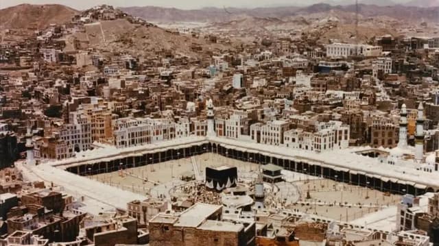 نخستین جهانگرد ایرانی چگونه اولین مستند خانه خدا را ساخت؟+ فیلم 