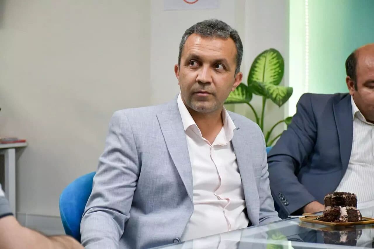 فروردین: اینفانتینو خودش را به دست ترامپ سپرده است/ باشگاه‌ها هزینه‌ها را کاهش دهند