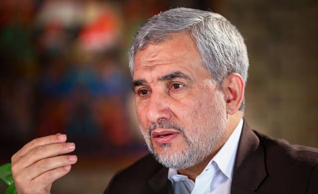 خون‌های پاک شهدا، عامل نابودی دشمنان خواهد بود
