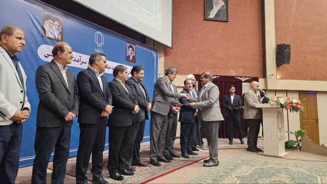 معاون توسعه علمی رییس جمهوری از تصویب طرح یزد شهر دانش‌بنیان خبر داد