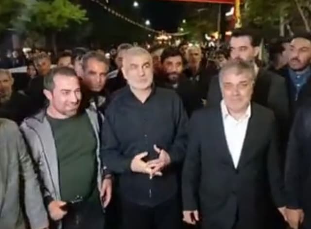 فیلم| اجتماع شبانه مردم مشگین‌شهر با حضور نیکزاد