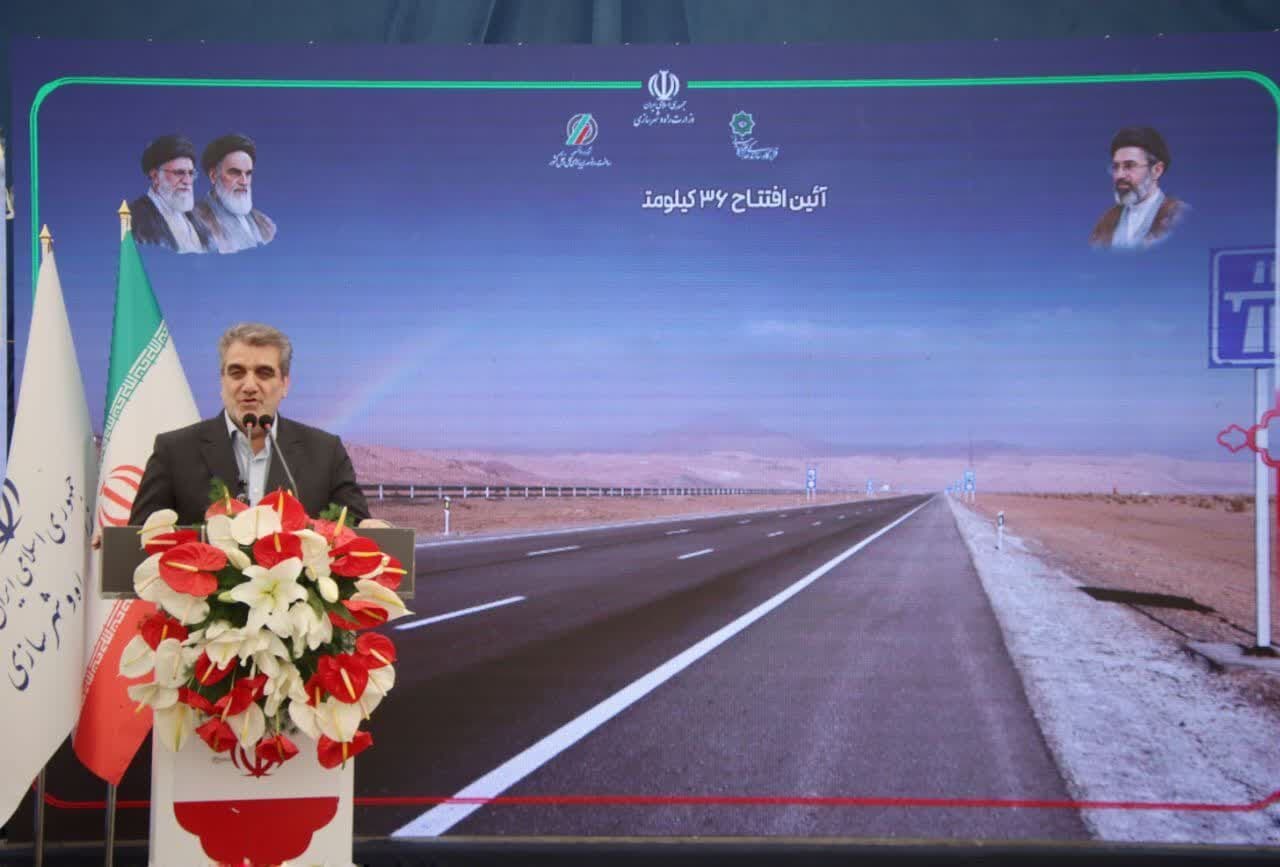 استاندار: راه‌های سمنان ارایه‌دهنده خدمات ملی و نیازمند اعتبارات ویژه است