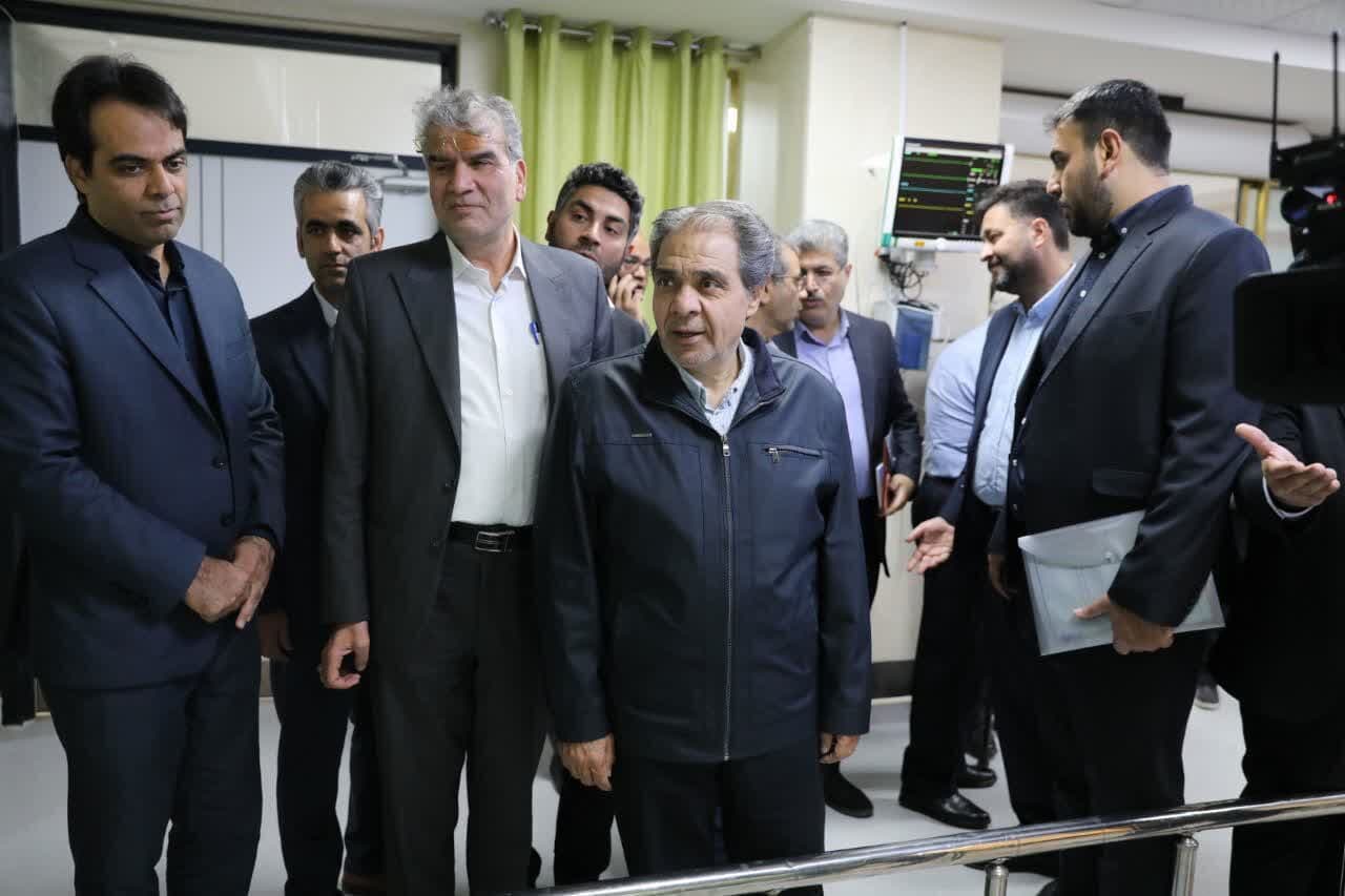معاون وزیر بهداشت از کمبود پنج هزار آمبولانس در کشور خبر داد