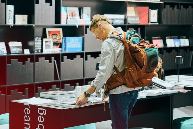 شرکت ۷۵ نویسنده و ۴۰ ناشر از کشور چک در نمایشگاه کتاب فرانکفورت ۲۰۲۶