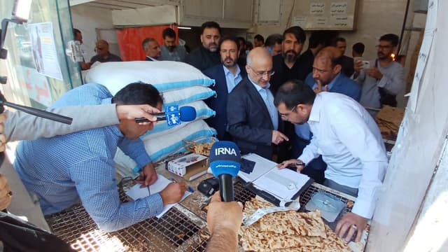 سازمان بازرسی: دیگر هیچ تذکری به نانوایان متخلف نمی‌دهیم/ ۵ نانوایی شهرری پلمب شد +فیلم