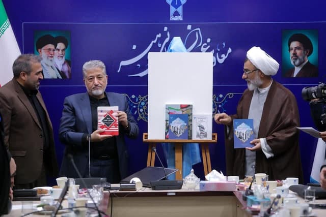 رونمایی از طرح «سه استاد» و ۴ کتاب در حوزه علوم انسانی و هنر