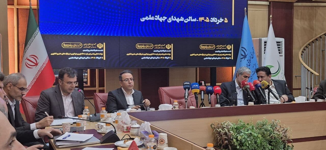 پارک‌های علم و فناوری ضلع سوم آموزش عالی و حلقه اتصال دانشگاه با جامعه هستند