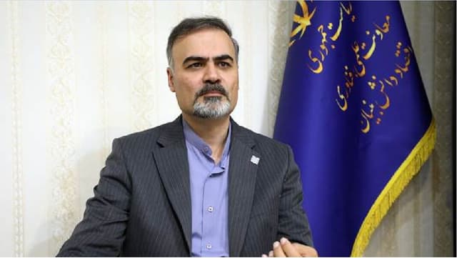 پایان خام‌فروشی گیاهان دارویی با تدوین سند ملی «حکمرانی طب ایرانی»