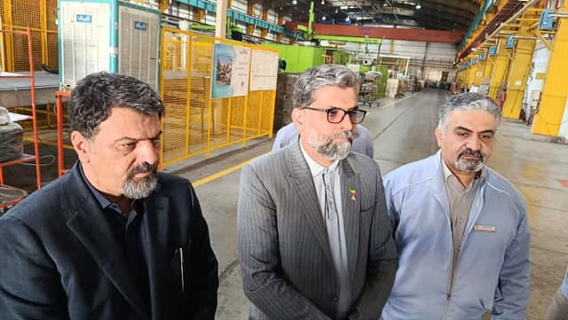 معاون وزیر صمت: هیچ نگرانی برای تداوم تولید در صنعت خودرو وجود ندارد