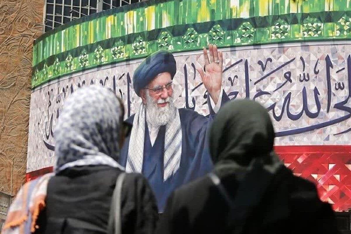 آماده‌باش ۱۴ ایستگاه راهنمای زائر و گمشدگان در قم برای مراسم تشییع رهبر شهید
