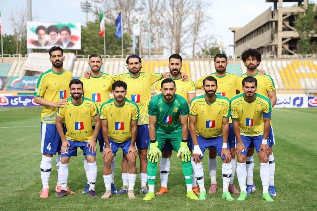 صنعت‌نفت – نود ارومیه؛ عزم آبادانی‌ها برای حضور در پلی‌آف