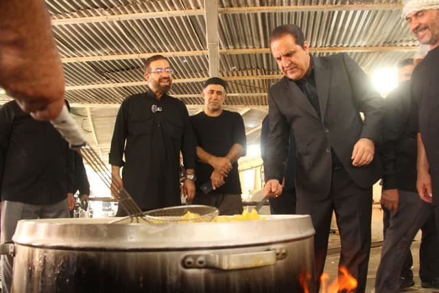 مشارکت ۱۰۰ نیروی شهرداری کرج در پاکبانی مرز مهران
