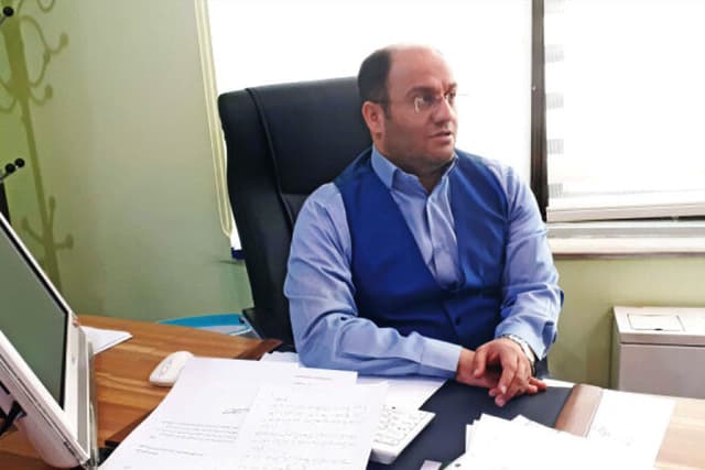 موانع دولت همه بازیگران بازار خودرو را گرفتار کرده است