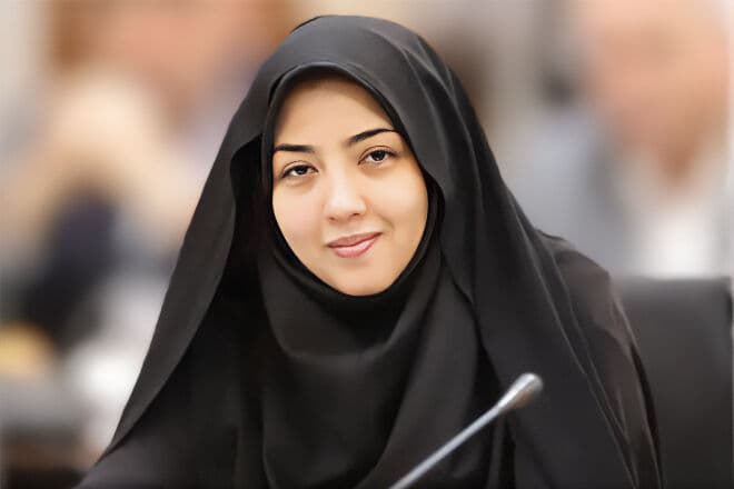فعالان اقتصادی پیشنهادات خود را پیرامون رفع چالش‌های ارزی ارائه دهند 