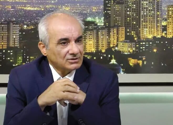 قیمت‌گذاری دستوری، خودروسازان را به بن‌بست رساند؛ سود بازار خودرو به جیب دلالان می‌رود