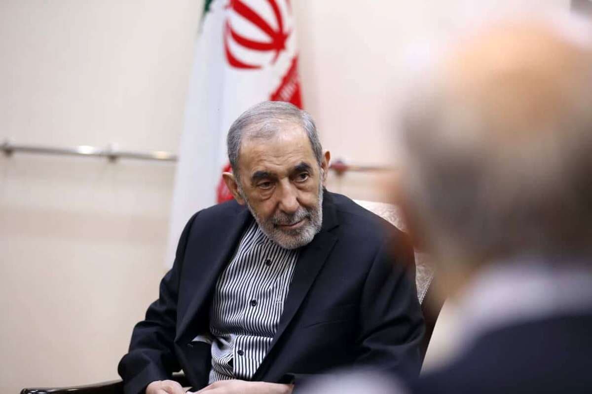 هشدار ولایتی به خدمه ناو آمریکایی: در کشتارگاه خواهید افتاد