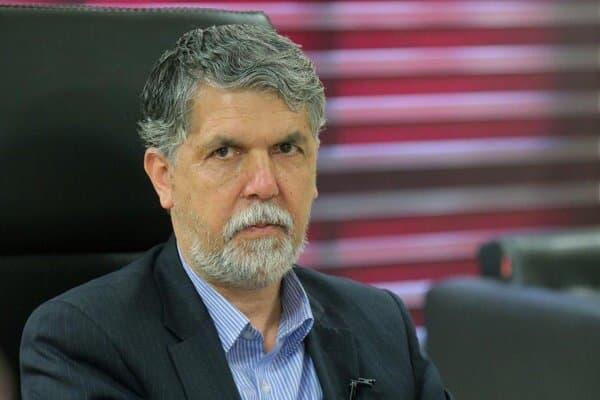 وزیر ارشاد: خارک خار چشم دشمنان ایران باقی می‌ماند