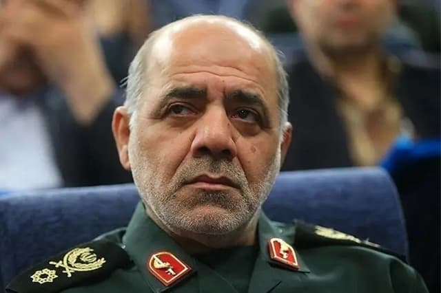 هشدار تند فرمانده قرارگاه خاتم‌الانبیا به آمریکایی‌ها: به تنگه هرمز نزدیک نشوید!