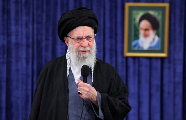 مکان تدفین رهبر شهید انقلاب در مشهد مشخص شد؟