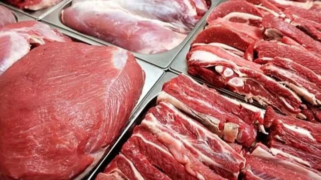 شوک جدید بازار؛ گرانی پلاستیک قیمت گوشت و مرغ را بالا می‌برد؟