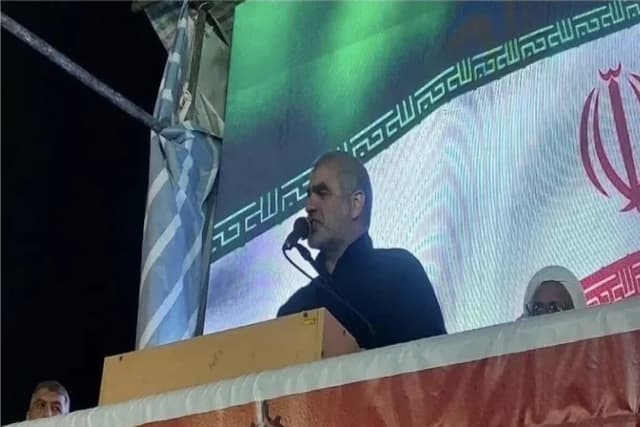 نیکزاد: فرمانده شیعه پاکستانی میانجی است/ توافق به بدون اجازه رهبری امضا نمی‌شود